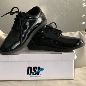 DSI showstopper shoes ( Band school performance shoes)